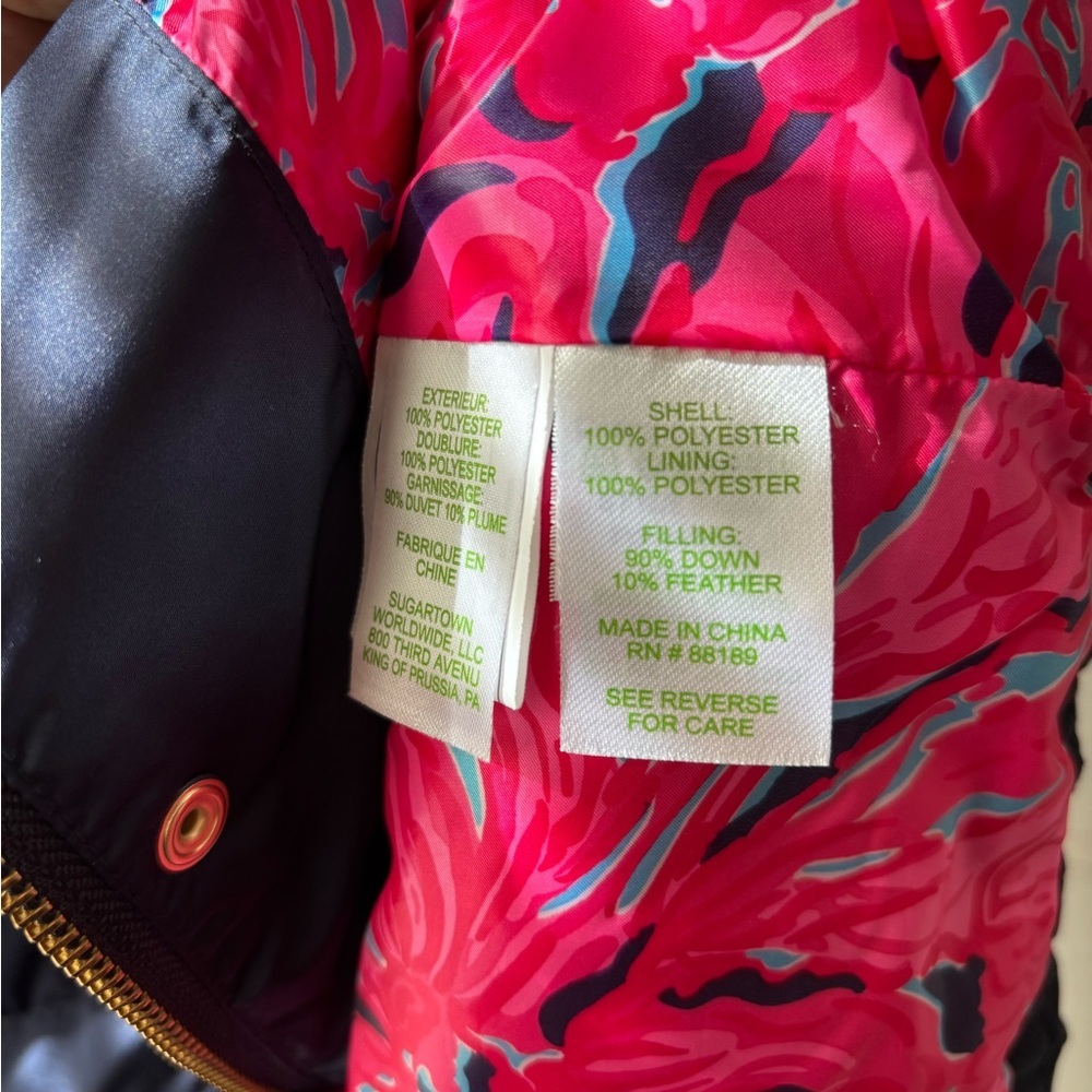 Lilly Pulitzer Isabelle Vest Midnight Quilted Puffer Gold Buttons size Small S - Picture 5 of 6